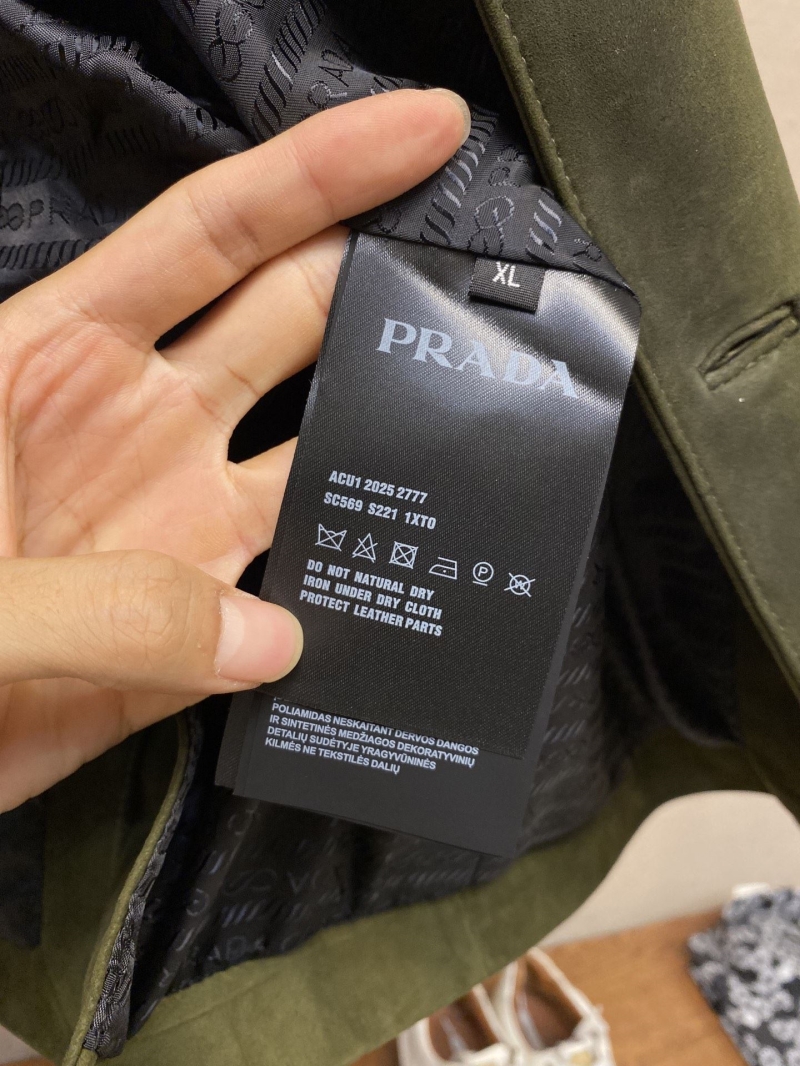 Pra*a outwear